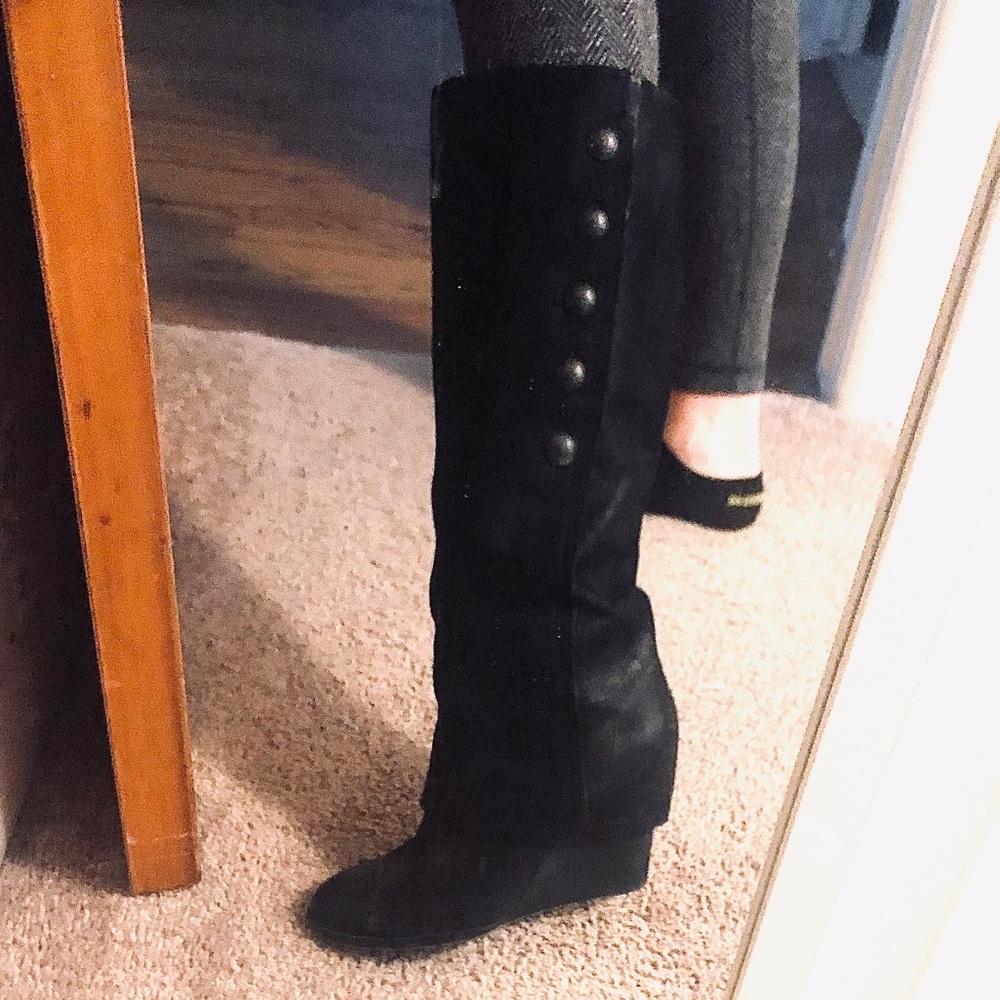 Vince Camuto Button Suede Wedge boot